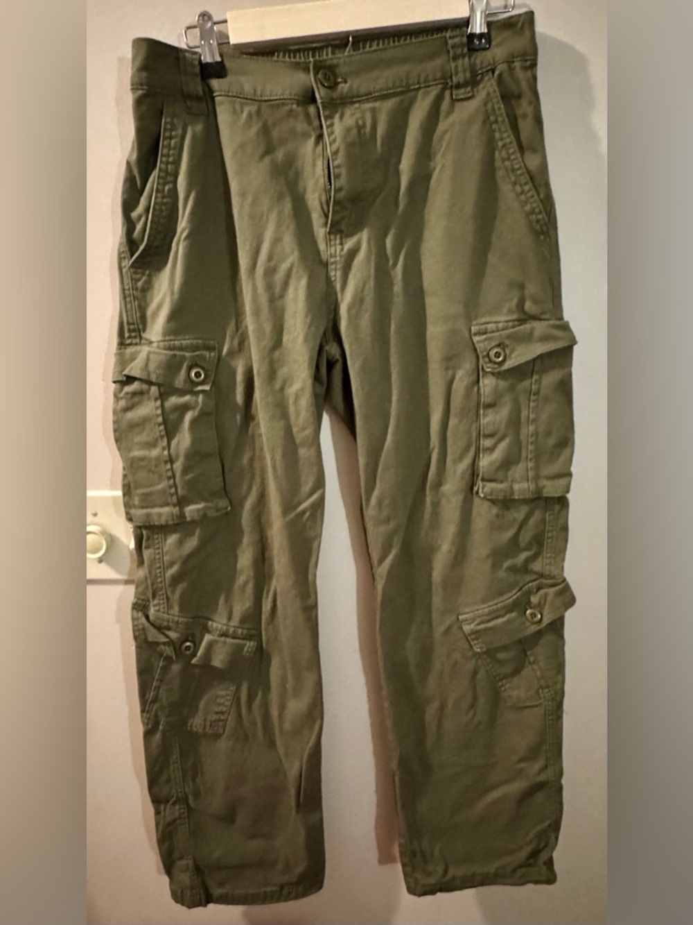 Men's Olive Cargo Pants - Casual Utility Style